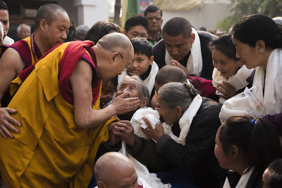 Prayers At The Mahabodhi Stupa The Th Dalai Lama