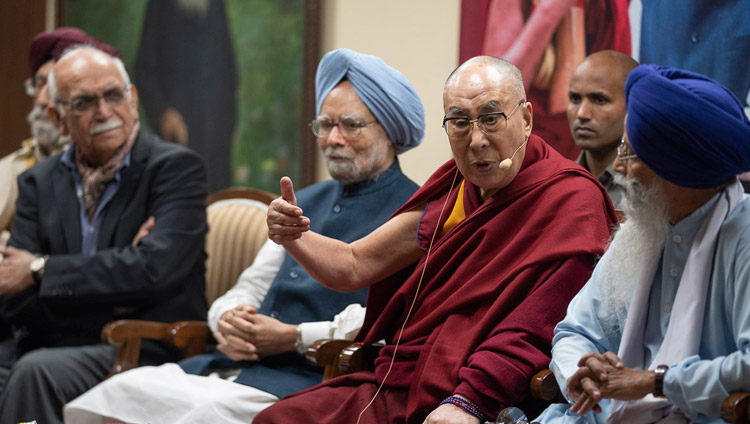His Holiness the Dalai Lama addressing the audience at celebrations of Guru Nanak’s 550th Birth Anniversary in New Delhi, India on November 10, 2018. Photo by Tenzin Choejor