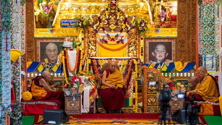 His Holiness the Dalai Lama addressing the congregation during the welcome ceremony at Tashi Lhunpo Monastery in Bylakuppe, Karnataka, India on January 5, 2025. Photo by Tenzin Choejor