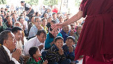 Dalai Lama arrives in Gondia on three-day visit