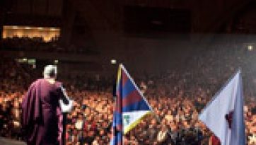 His Holiness the Dalai Lama Expresses his Three Life Commitments in Terms of Solidarity