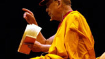 His Holiness the Dalai Lama begins teachings in France